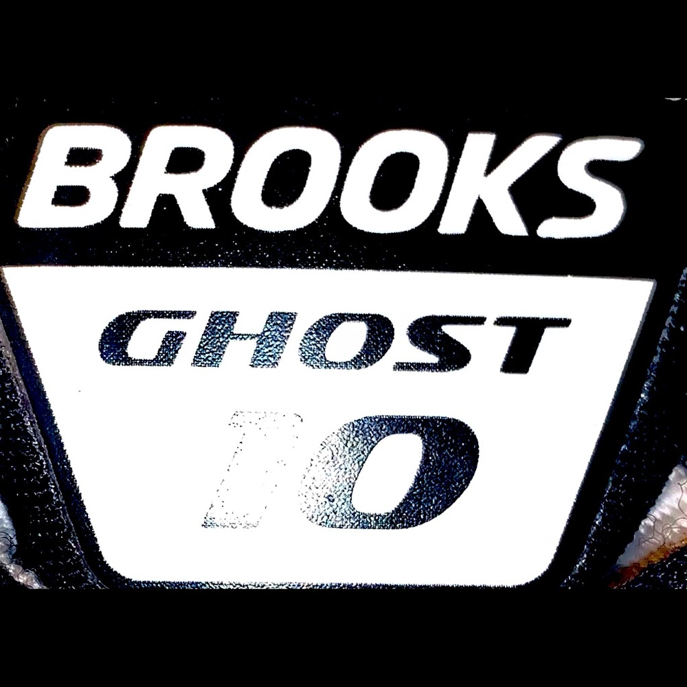 Women’s BROOKS GHOST. Size 10.5 brand new